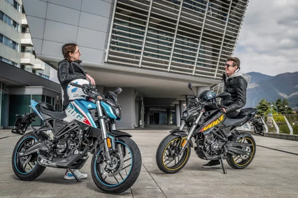 Мотоцикл VOGE 125 R Blue - Image 5