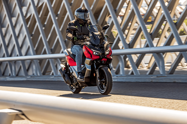 VOGE SR1 ADV 125 RED - Image 4